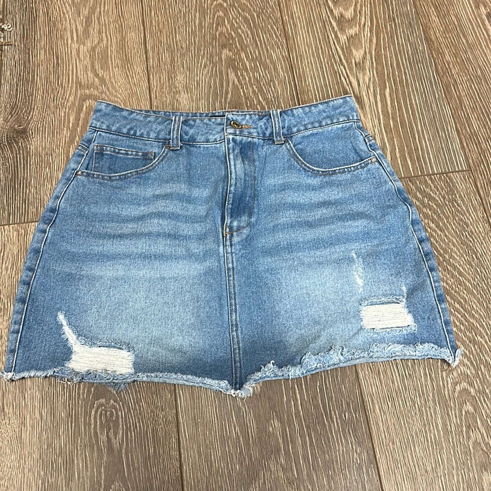 New Forever 21 denim skirt